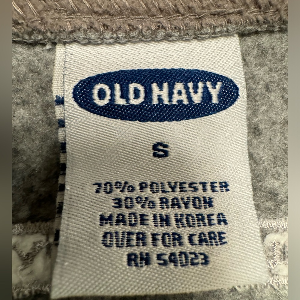 2 Old Navy Fleece Zip Up Vests Size Small - Picture 7 of 9